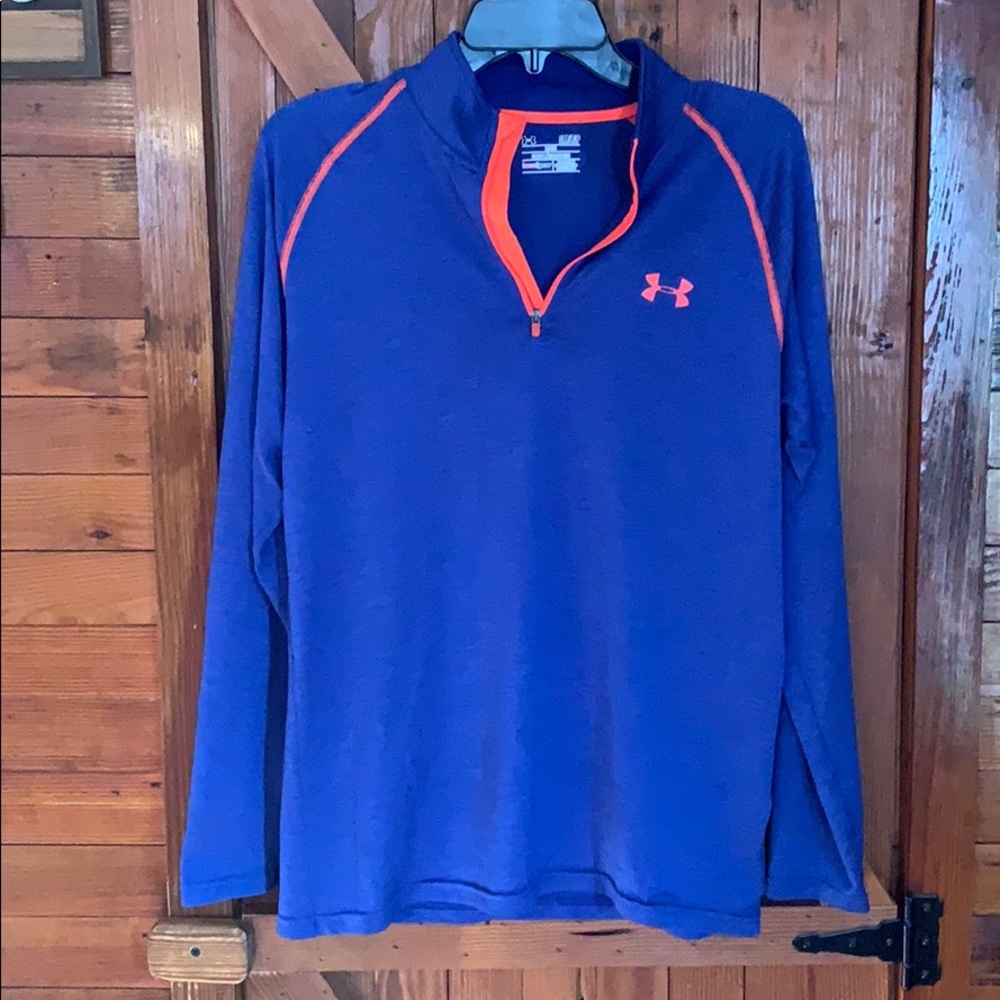 Under Armour- Men’s heat gear top, size small